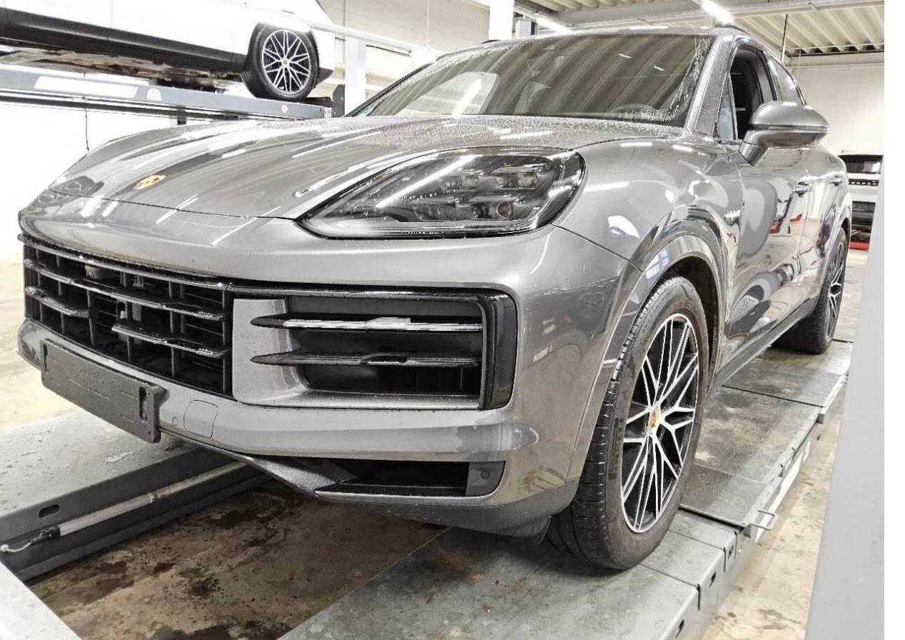 Porsche Cayenne E-Hybrid Pano/Luft/HD-Matrix/Inno/BOSE