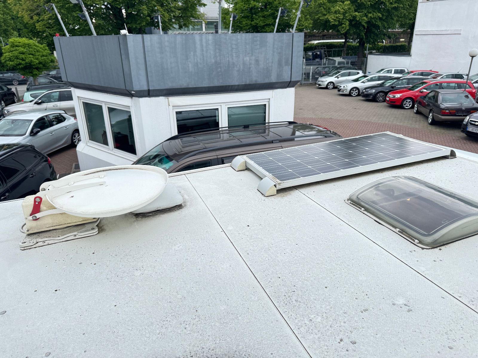 Fahrzeugabbildung HYMER / ERIBA / HYMERCAR EXSIS-T 588 AUTOMATIK ALKO LITHIUM 240 AH SOLAR