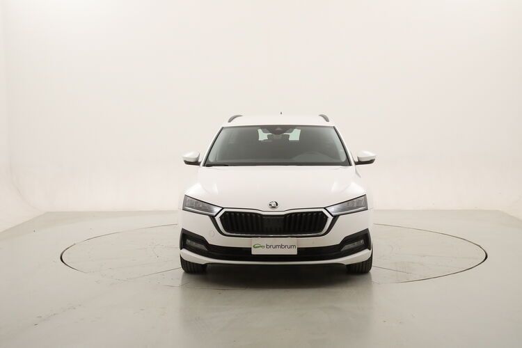 Skoda Octavia Wagon Executive DSG BR309500 2.0 D imagem 2