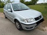 Volkswagen VW Polo Wenig KM Klima/Radio - Volkswagen Polo aus 2000