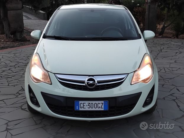 Opel Corsa 1.2 benz Gpl