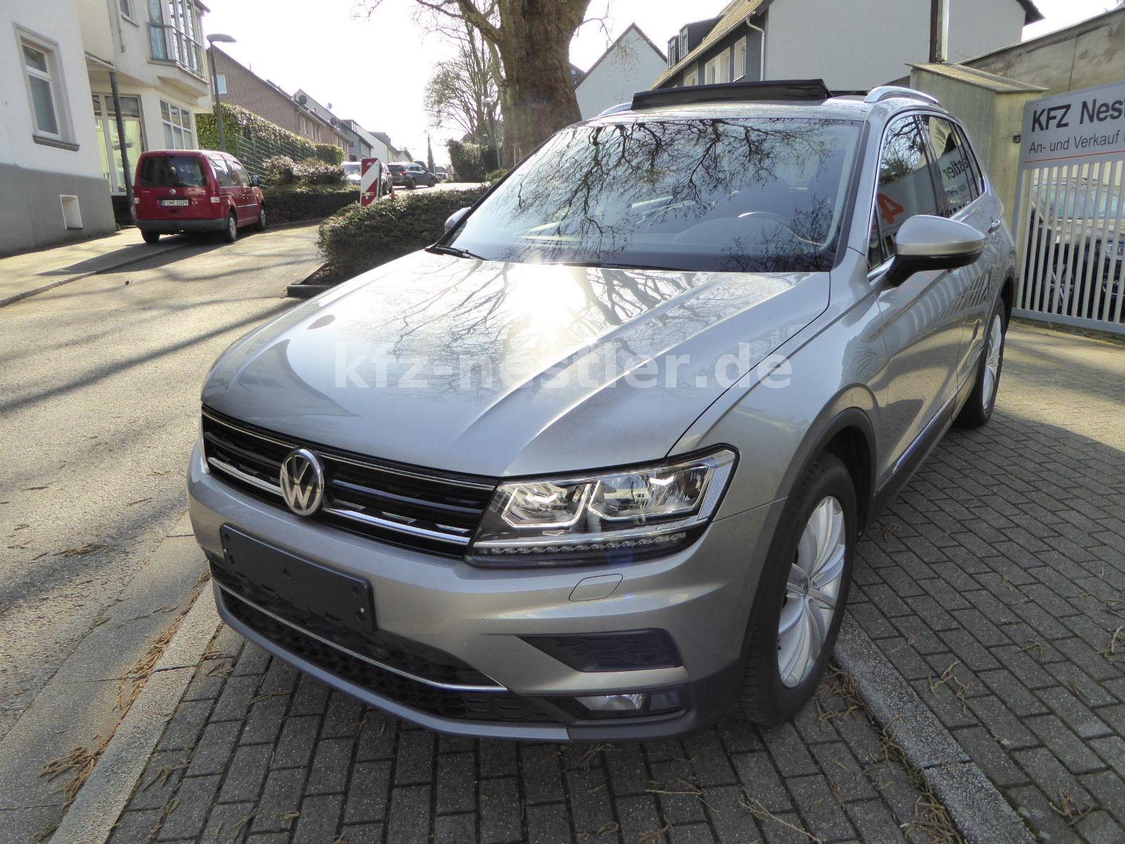 Volkswagen Tiguan 2.0 TSI Highline/Pano/LED/AHKBlechschaden