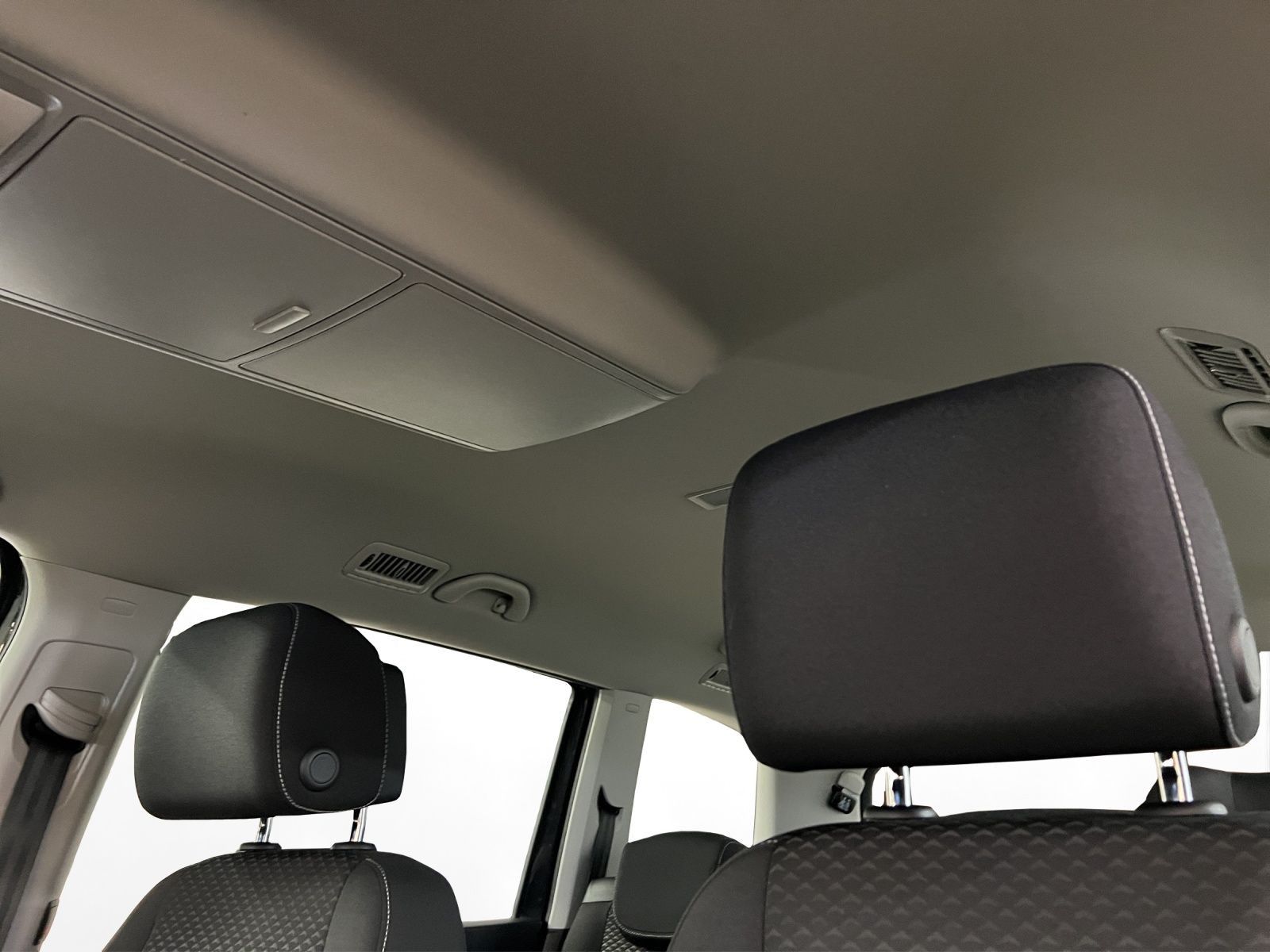 Volkswagen Sharan - Bild 11