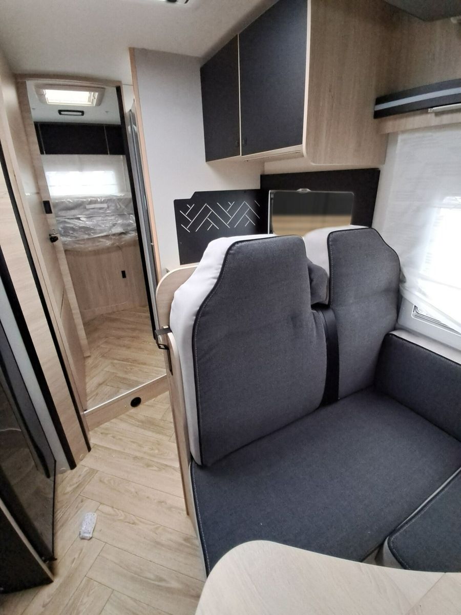 Fahrzeugabbildung Chausson Teilintegriert 724 Etape Line Peugeot 140 PS