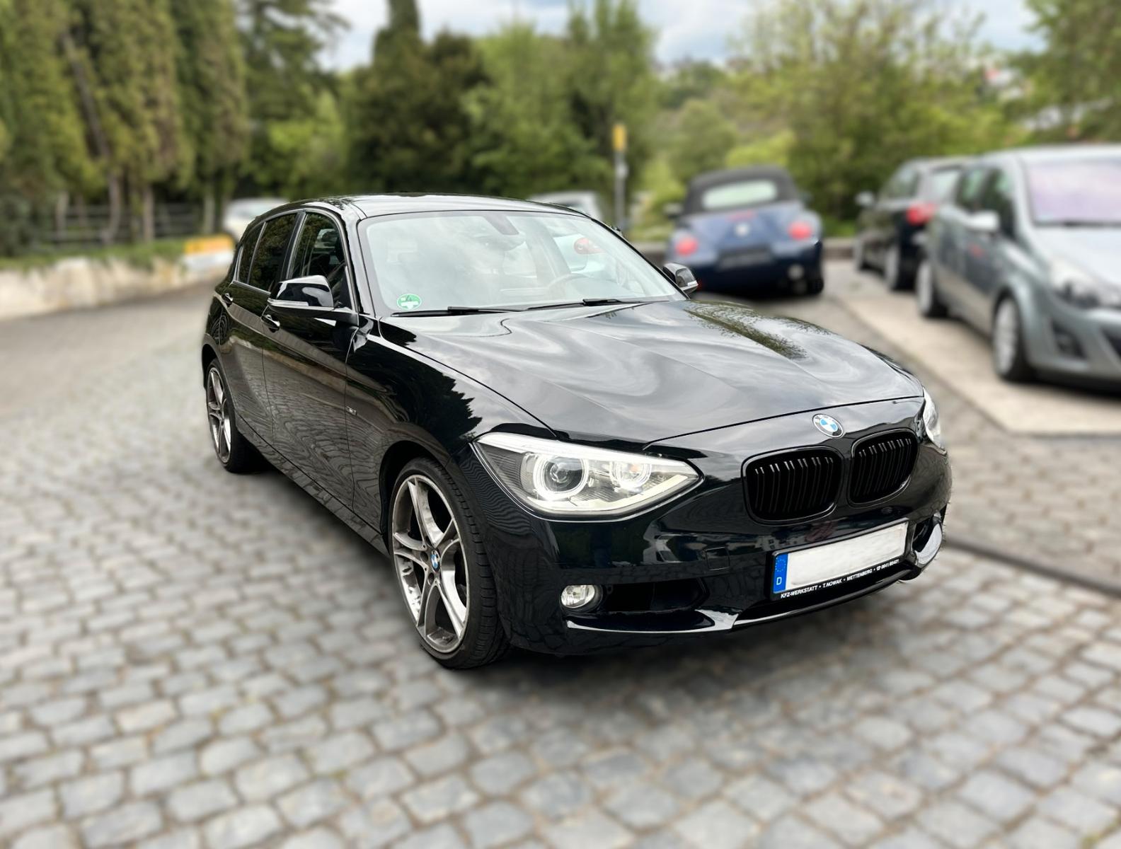 BMW 118i Sport-Line 19 ZOLL BMW SCHECKHEFT Bi-XENON