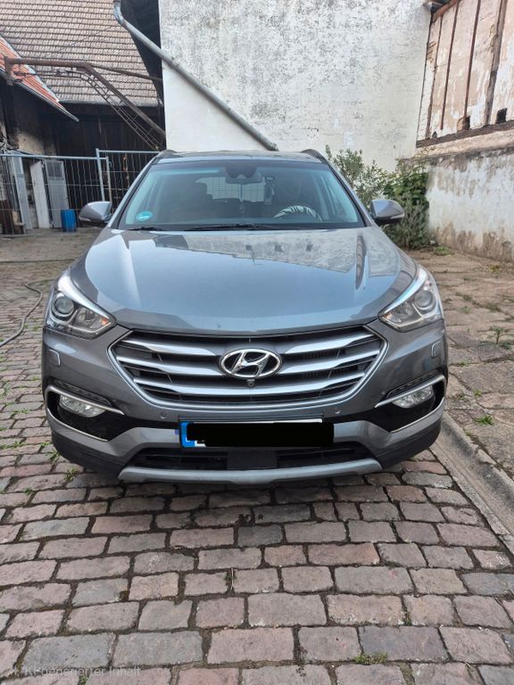Image of Hyundai SANTA FE