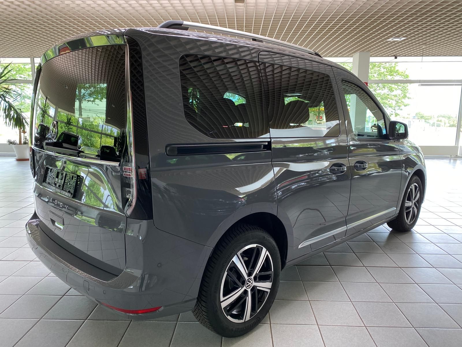 Volkswagen Caddy 1.5 TSI*DSG*STYLE*LED*AHK*ACC*RFK*Winter-P imagem 2