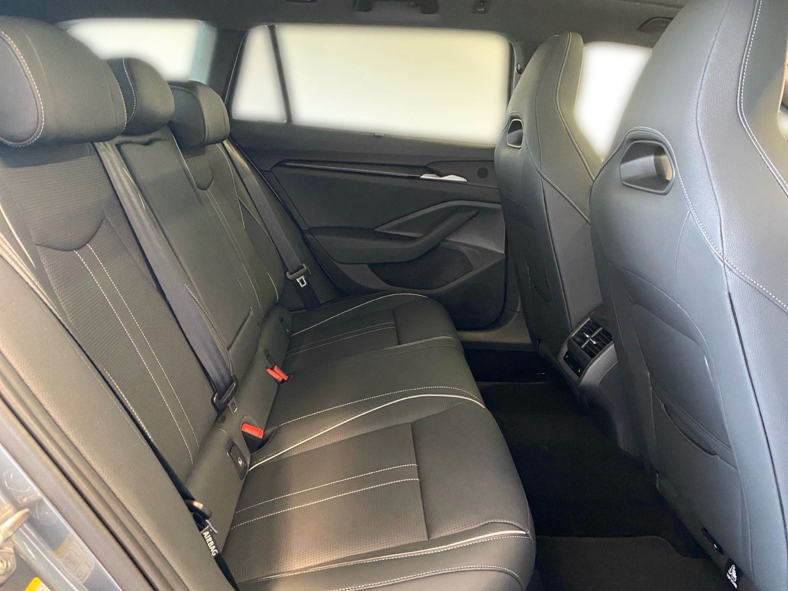 Skoda Superb - Bild 16
