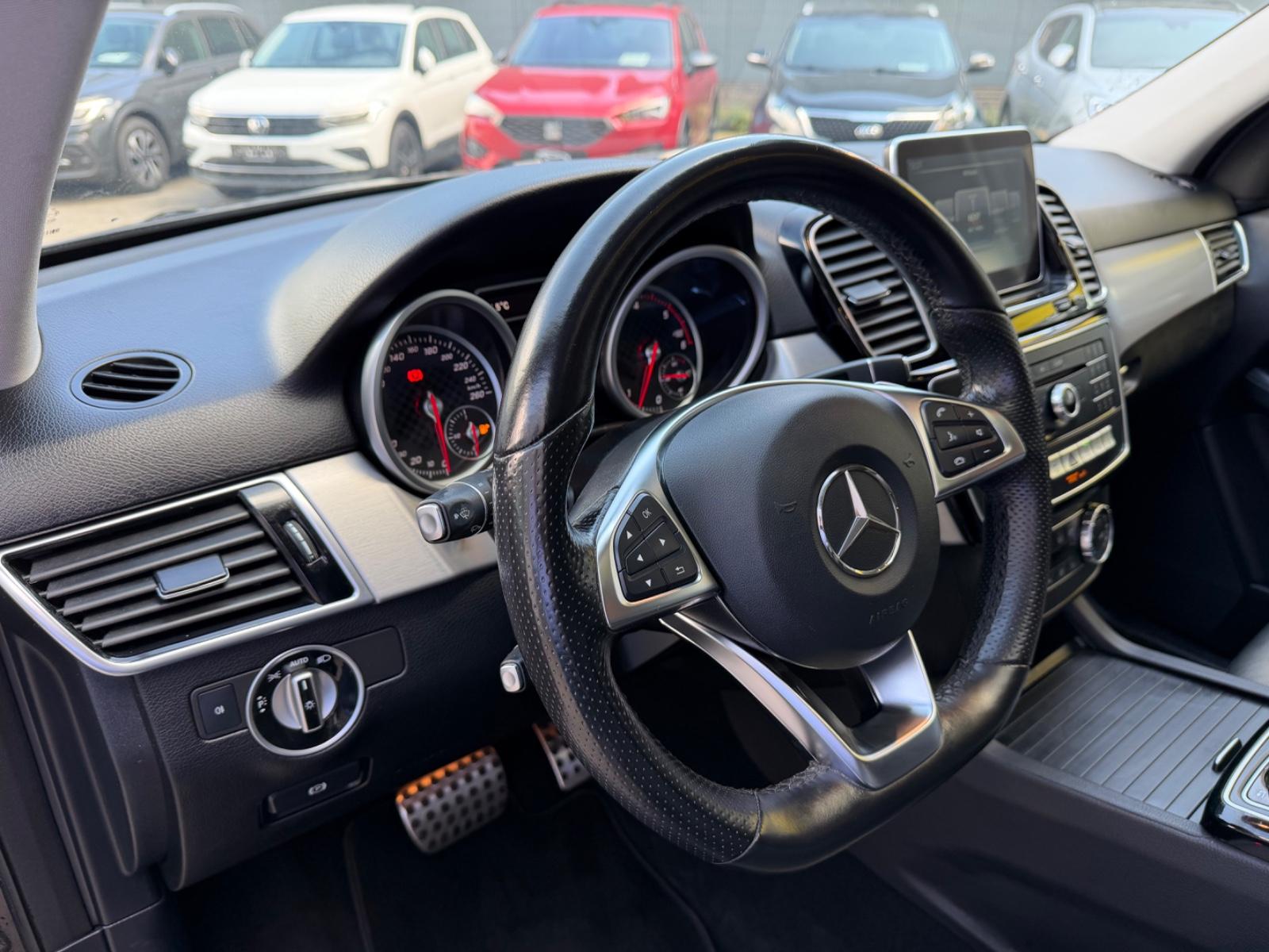Mercedes-Benz GLE 350 d 4Matic AMG/LEDER/NAVI/LED/AHK/