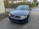 Audi A4 1.6 - 8E - Audi A4 aus 2001: 1.8