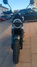 Husqvarna Svartpilen 125 Tüv Neu - HUSQVARNA BENZIN 125