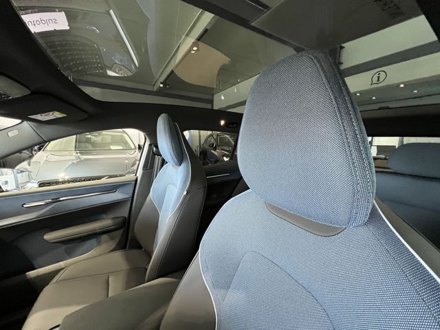 Volvo EX30 Ultra AWD Performance ACC BLIS Pano 360°