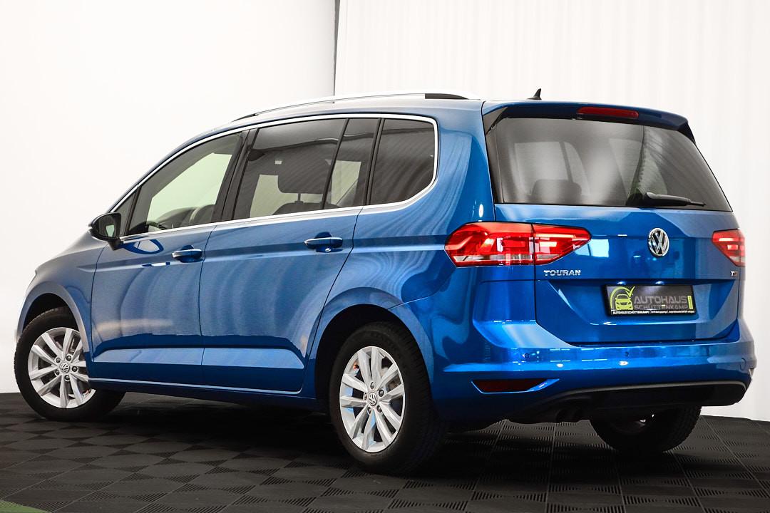 VOLKSWAGEN TOURAN 1.4 TSI 150ch HIGHLINE BVA DSG Sièges chauffants massants 7 places Historique présent - 1ERE MAIN