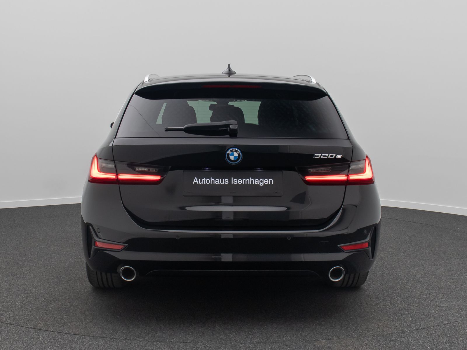 Fahrzeugabbildung BMW 320e Sport Line DAB HiFi CockPitPr Alarm PDC LED
