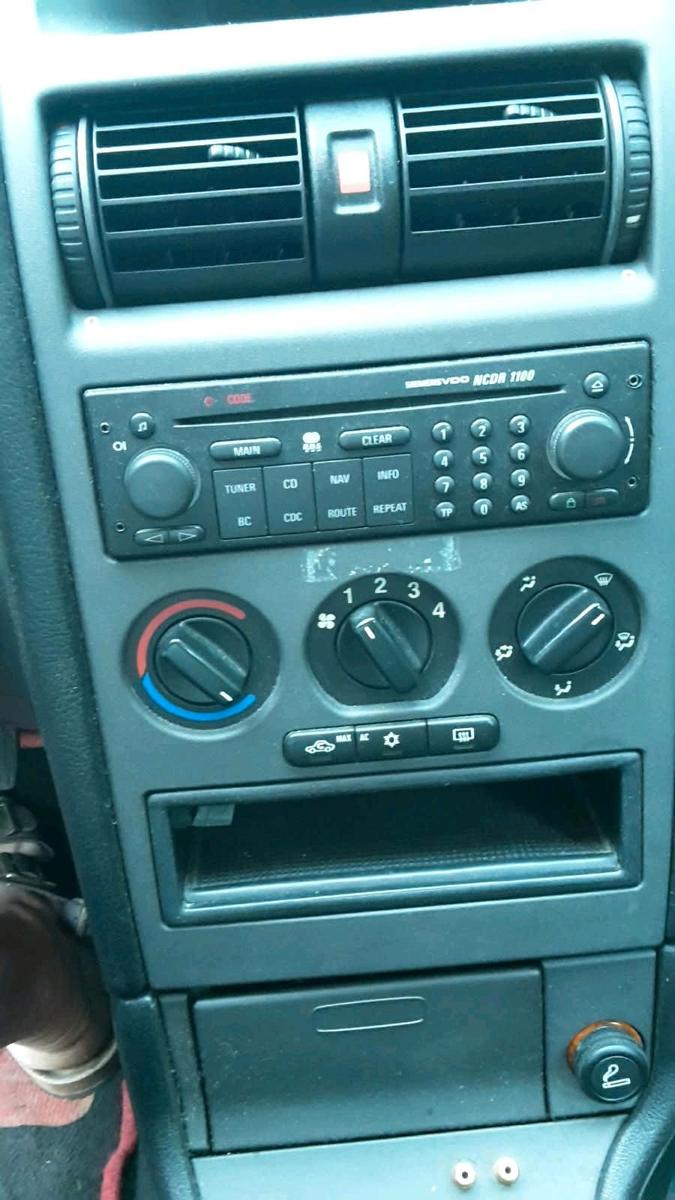 Opel Astra 2004 — photo 6