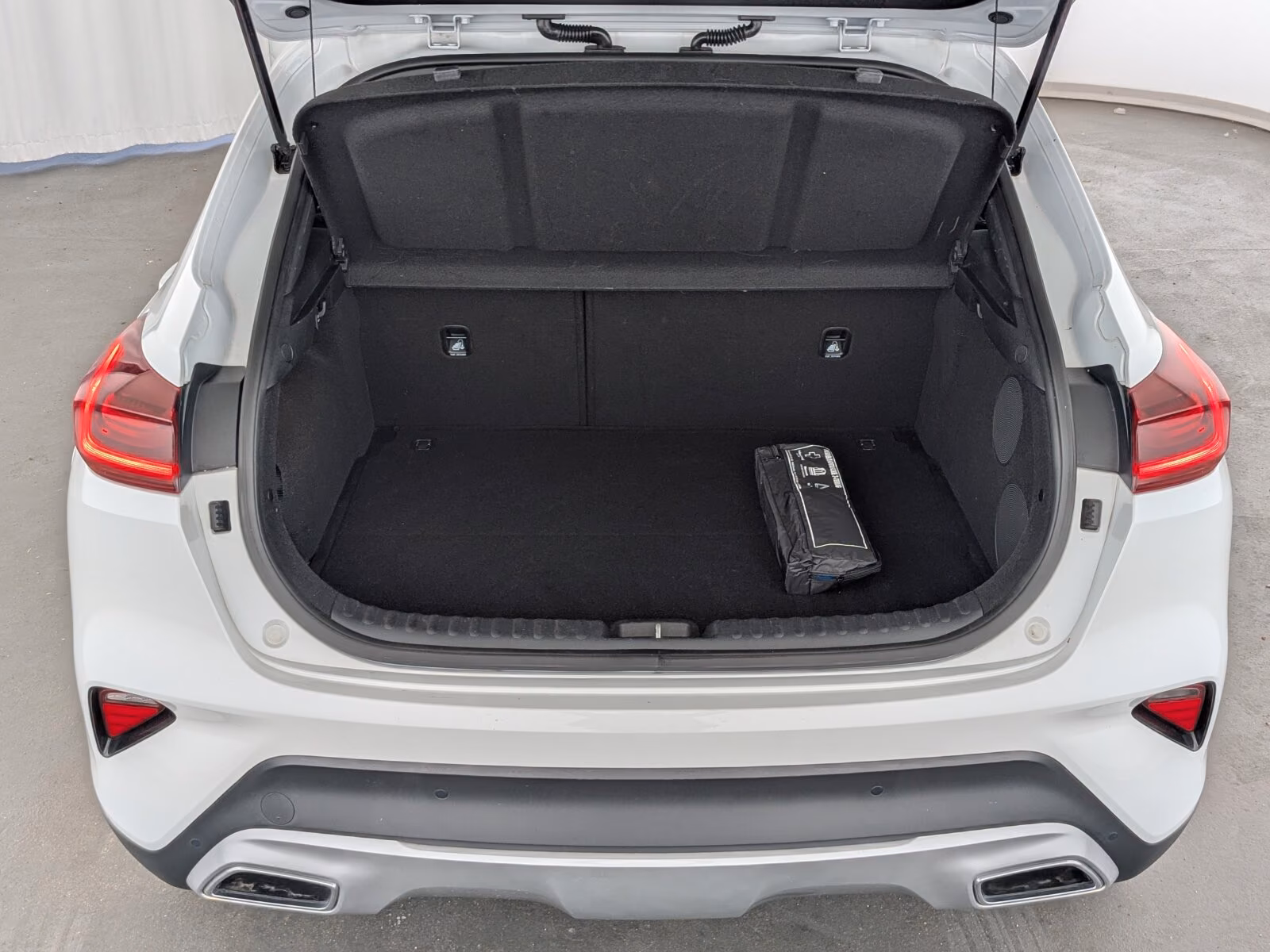 Kia Xceed 1.6 T-GDI Xdition LED+NAVI+SHZ+RFK+ACC+BC