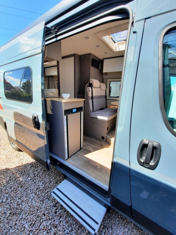 Fahrzeugabbildung LMC Innovan 600 Verfüg./Sparen Sie 11.275,- €