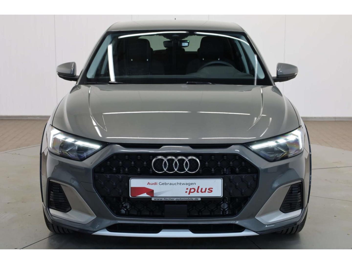Audi A1 allstreet 30 TFSI S-Tronic NAV/LED