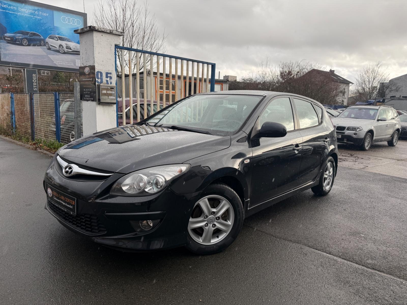 Hyundai i30 blue 1.4 Comfort Klima Garantie