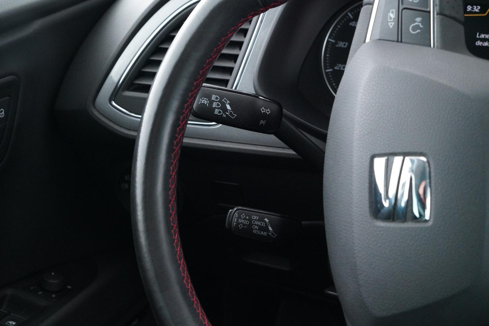 Seat LEON ST FR 1.8TSI COMBI SCHECKHEFT GEPFLEGT+AHK