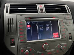 FORD Kuga Titanium / RENTNER/ NUR 53.tKM /AHK /AUTOM FORD Kuga Titanium / RENTNER/ NUR 53.tKM /AHK /AUTOM