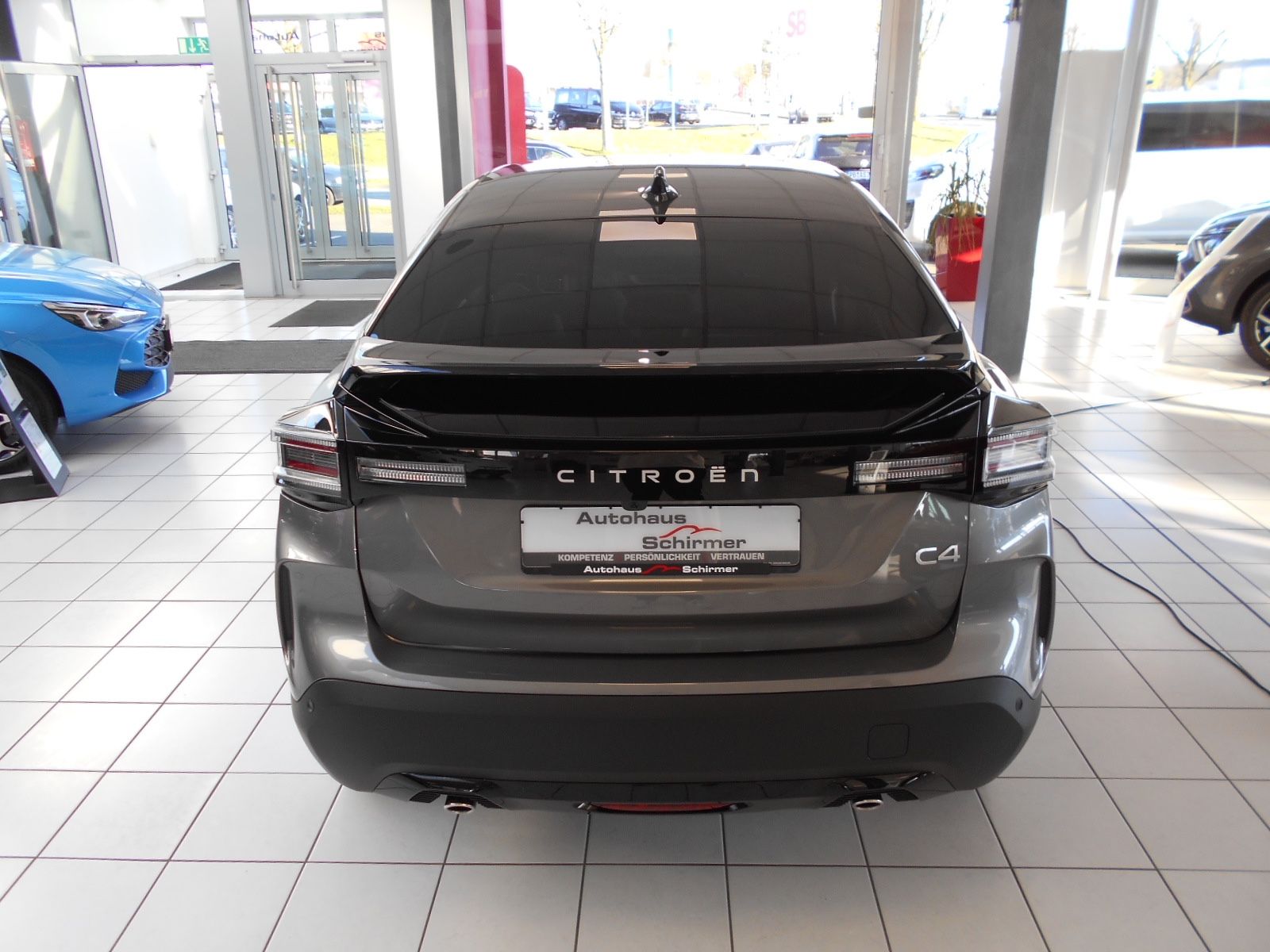 Fahrzeugabbildung Citroën C 4 Hybrid 136 e-DCS6 Max Facelift