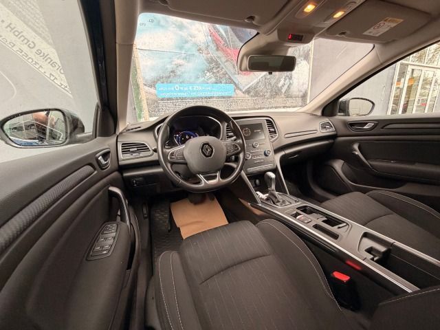 Fahrzeugabbildung Renault Megane IV 1.3 TCe 140 Limited Automatic+Safety