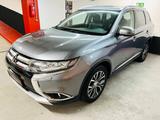 Mitsubishi Outlander Top 2.2 DI-D Top 4WD 7-Sitzer - Mitsubishi Outlander: 7 Sitzer