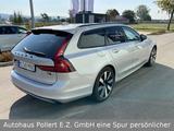 Volvo V90 T8 Ultra Dark Recharge Plug-In Hybrid AWD - silberne Volvo V90