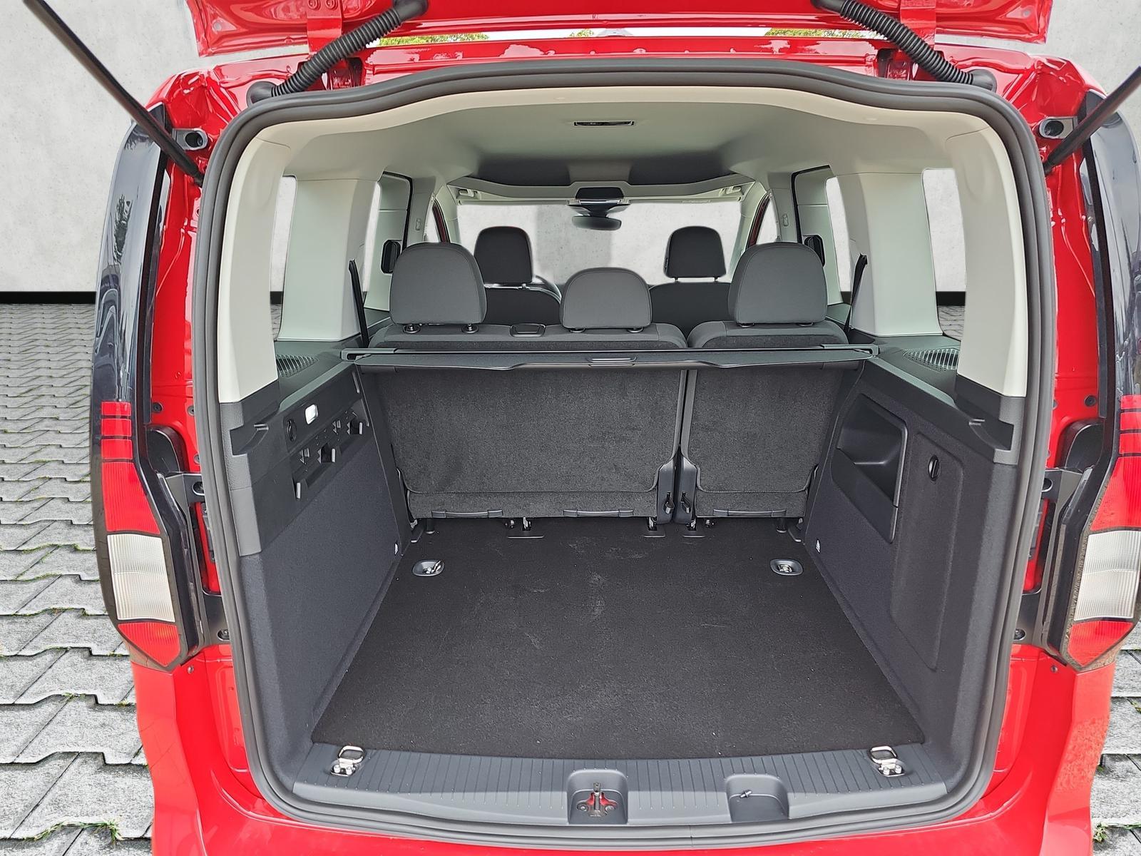 Volkswagen Caddy 1.5 TSI DSG ACC / Sitzhzg / PDChi / 5JGar