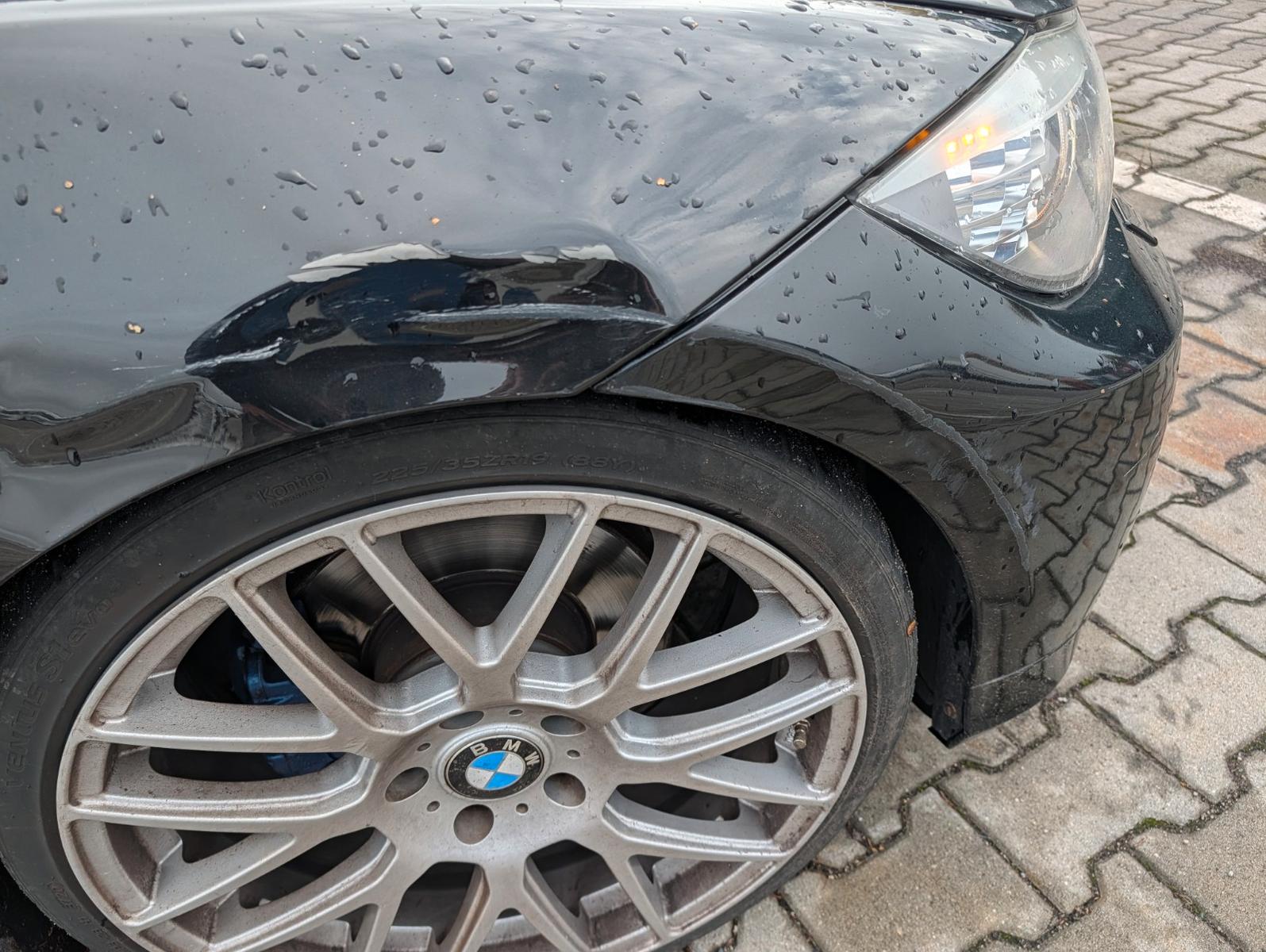 BMW 320 2011 — photo 5