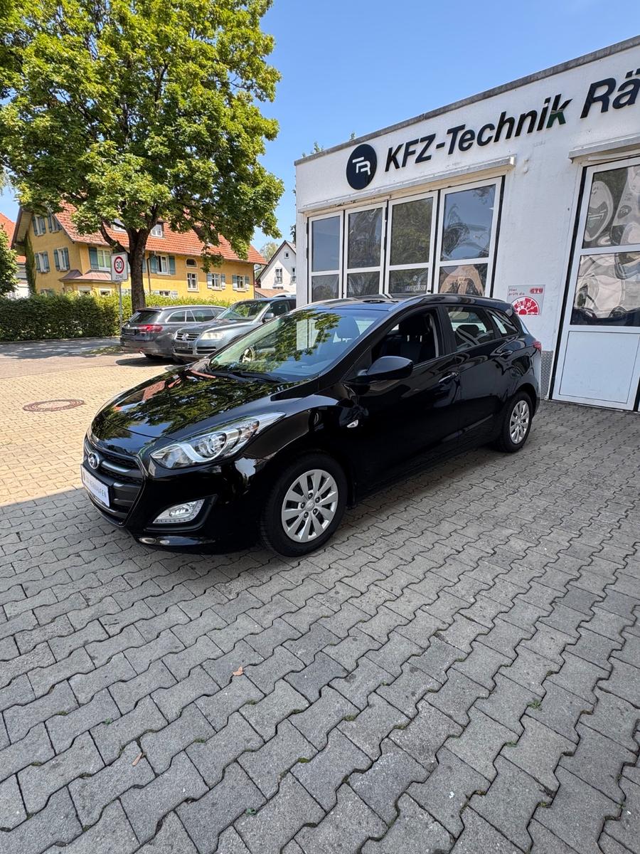 Hyundai i30 cw blue Classic