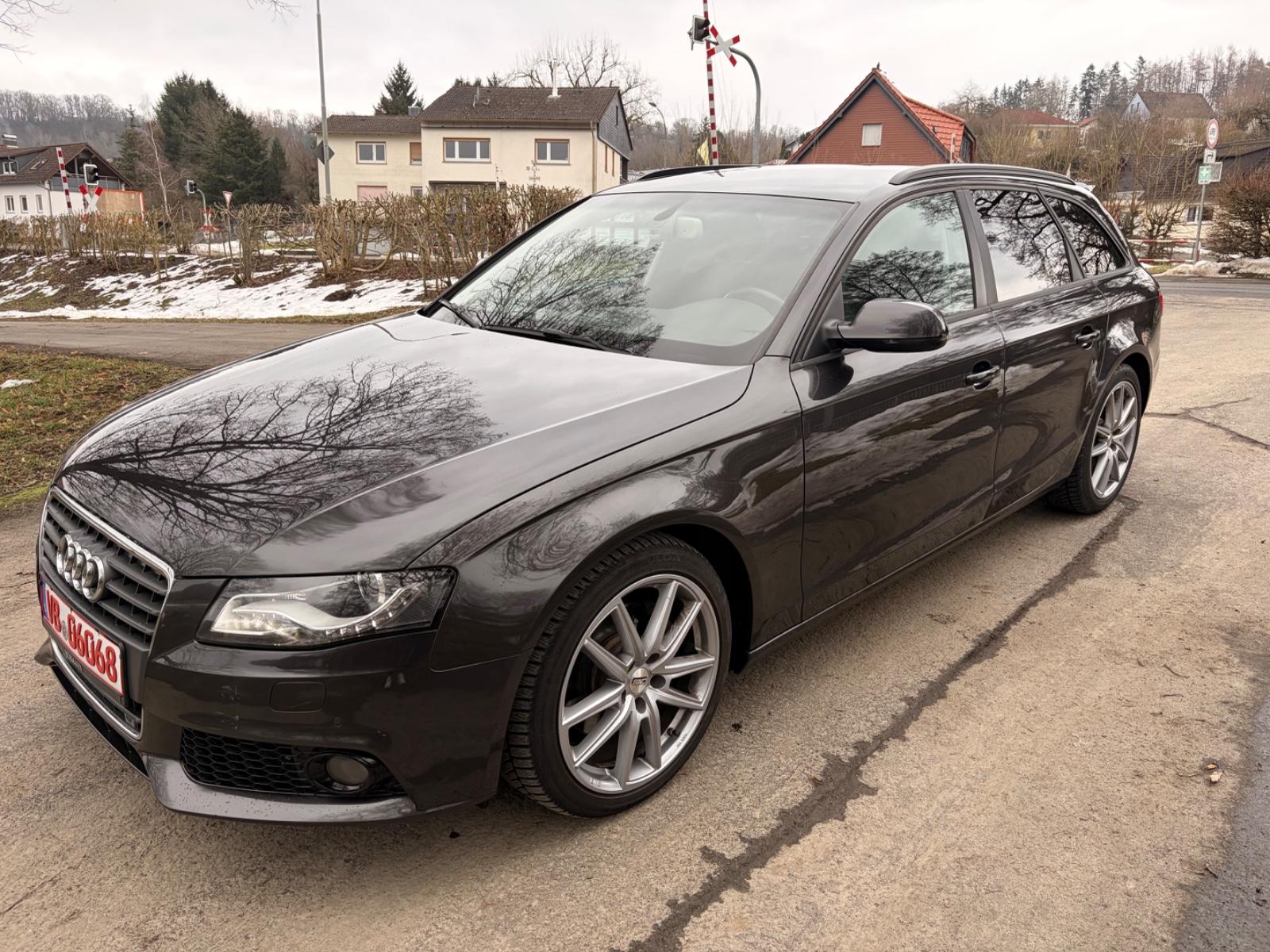 Audi A4 Avant Motor Neu TPI2 TÜV Neu 175Tkm