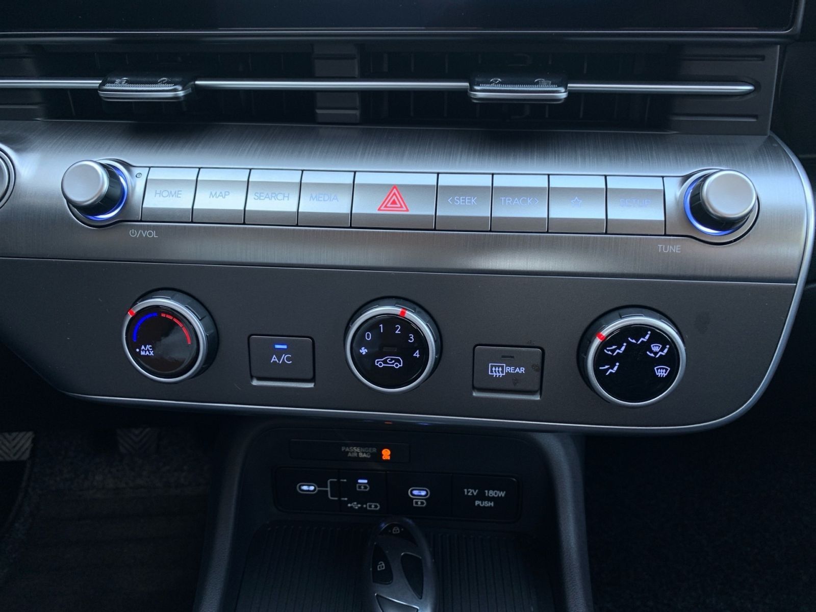 Fahrzeugabbildung Hyundai KONA 1.6 T-GDI Select Navi Allwetter