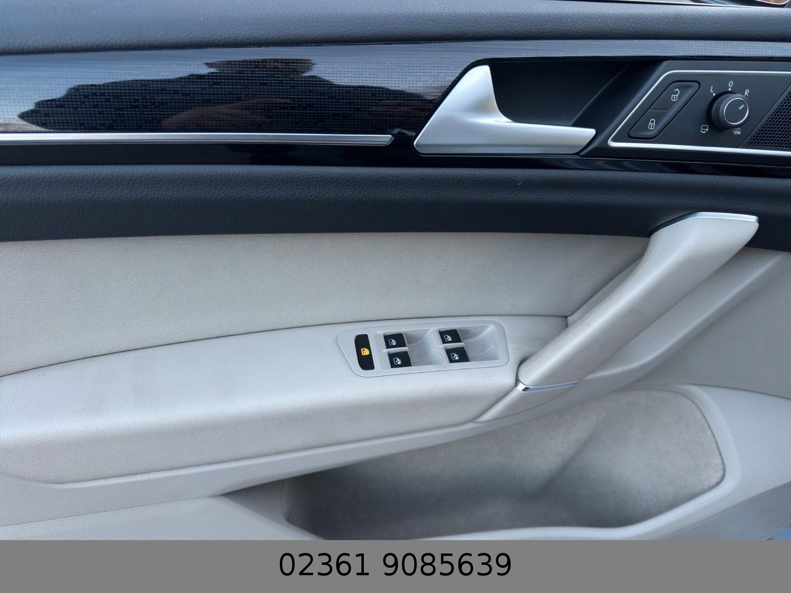 Fahrzeugabbildung Volkswagen Golf Sportsvan VII Highline Automatik/Navi