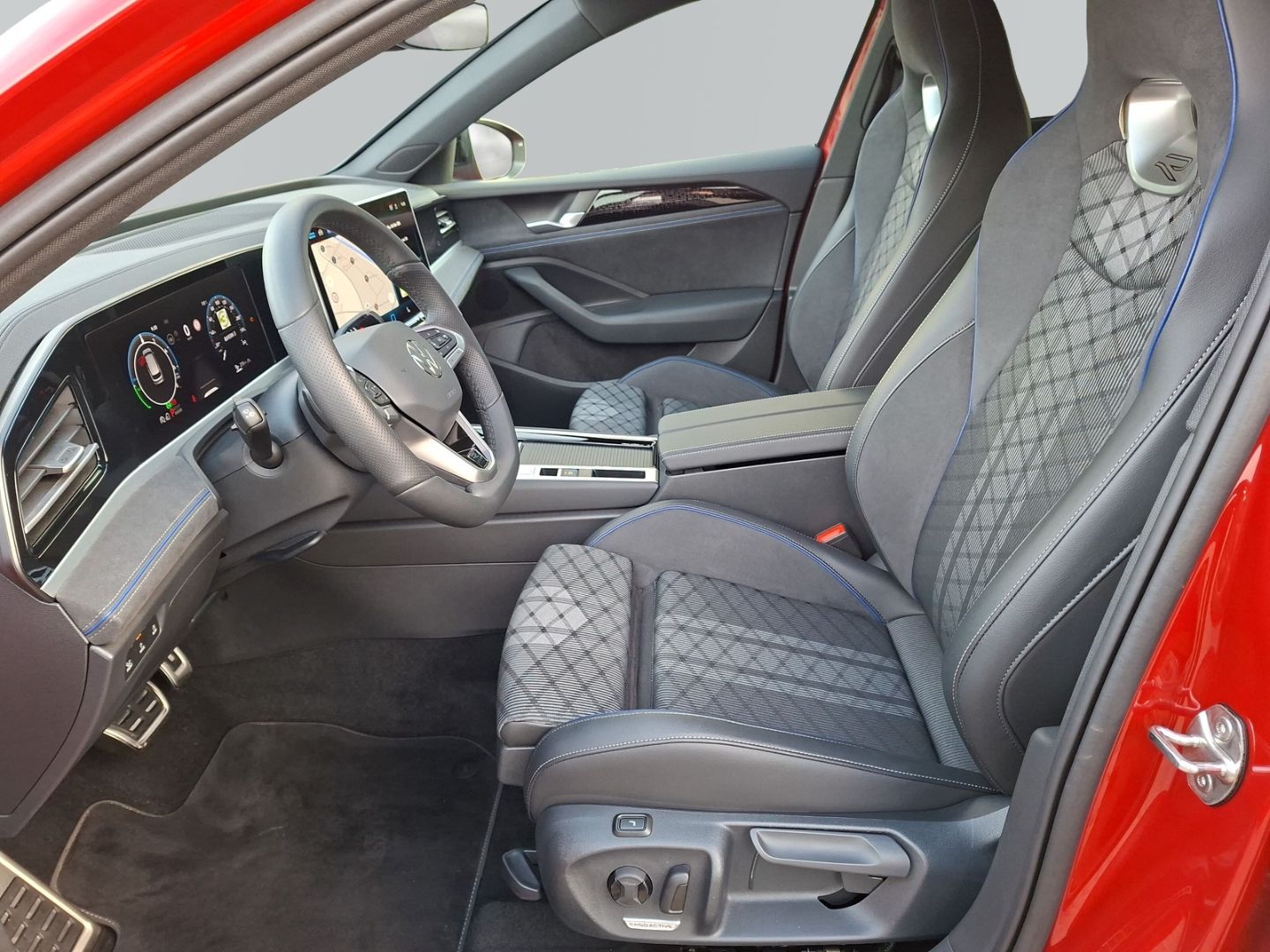 Passat Variant 1.5 eHybrid R-Line *Black Style*