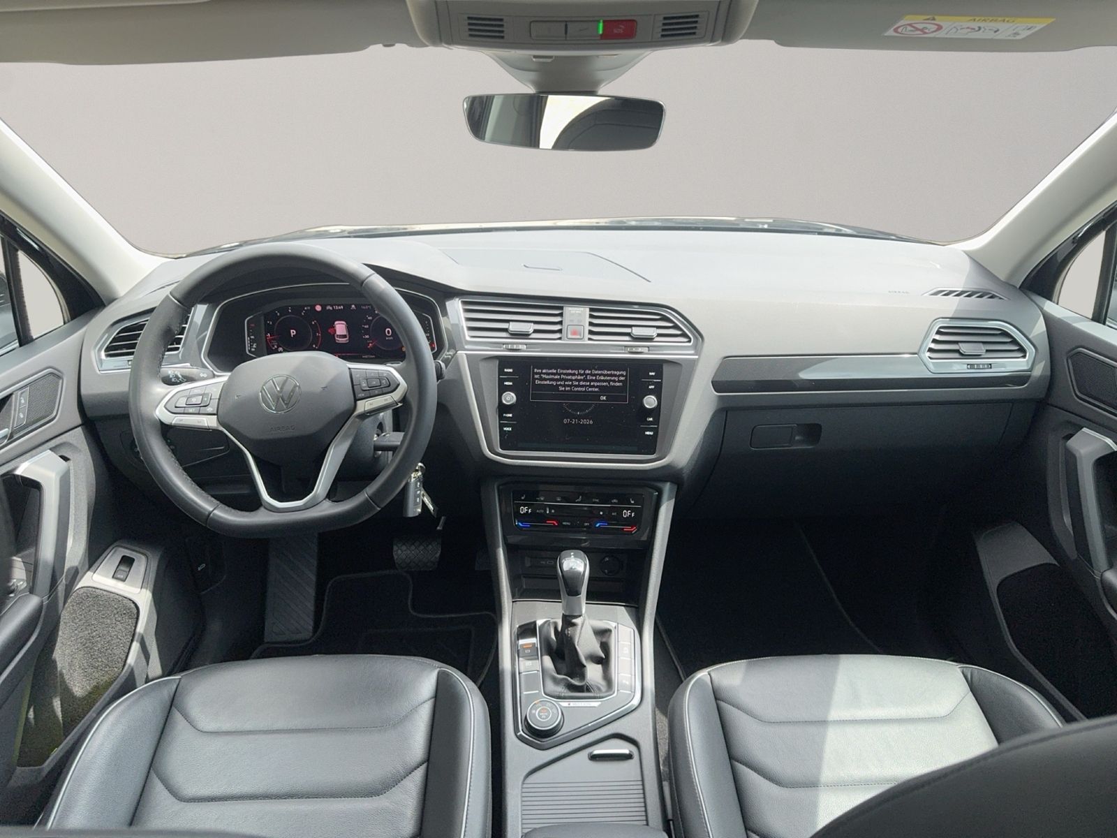 Tiguan 2.0 TSI Elegance 4Motion, AHK, Navi, Spor