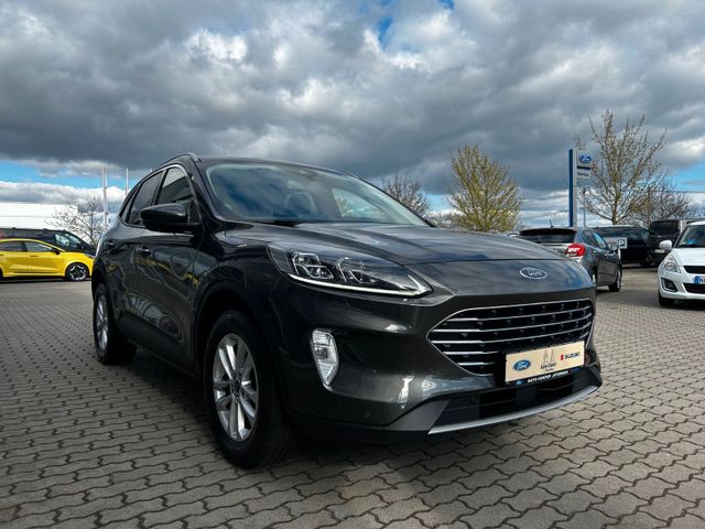 Kuga Titanium X*B&O*KAMERA*