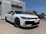 Volkswagen Passat Variant 2.0TDI R-line IQ+DAB+Massage+Navi - weiße Volkswagen Passat Variant