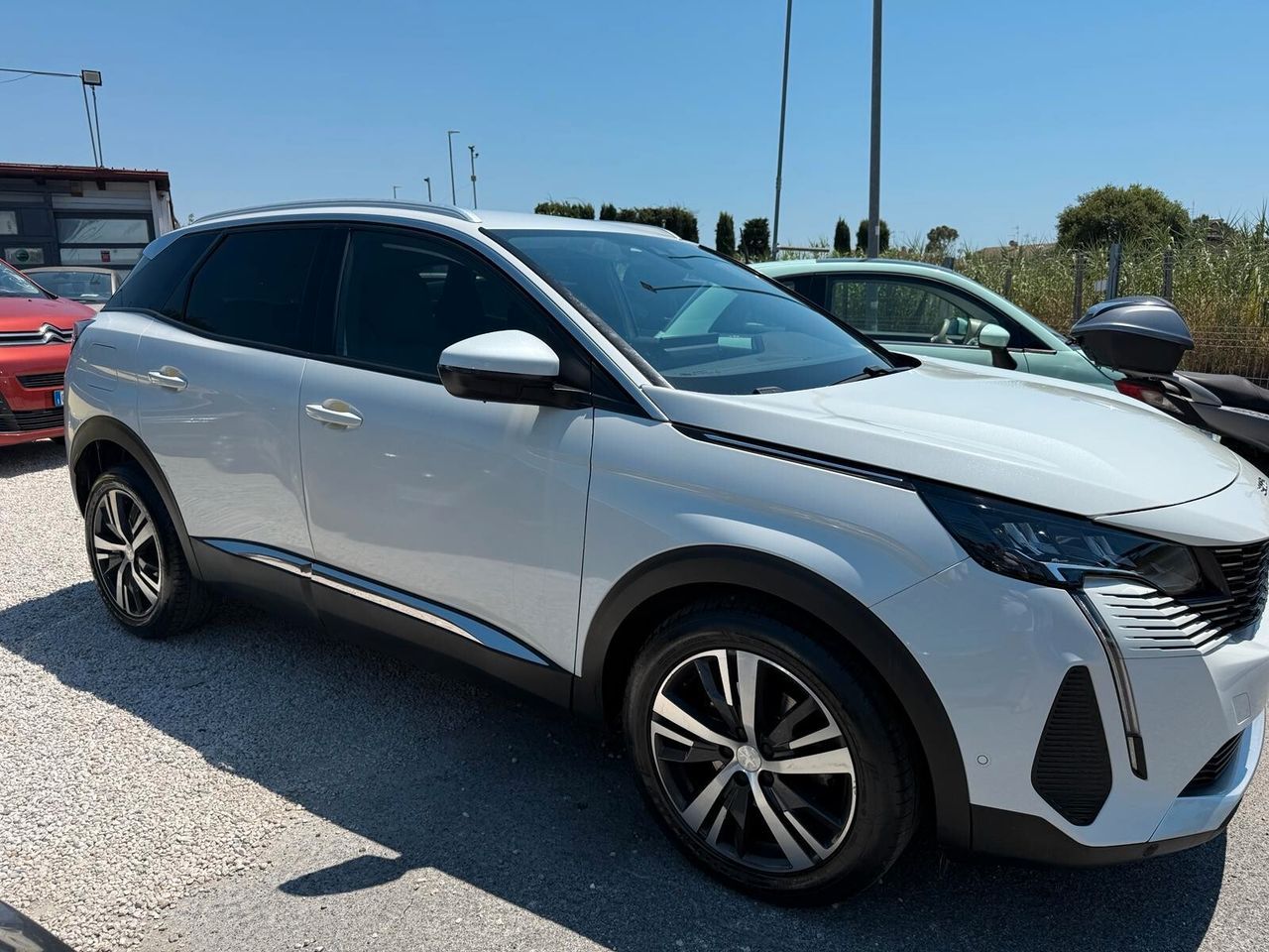 Peugeot 3008 BlueHDi 130 S&S EAT8 Allure Pack imagem 2