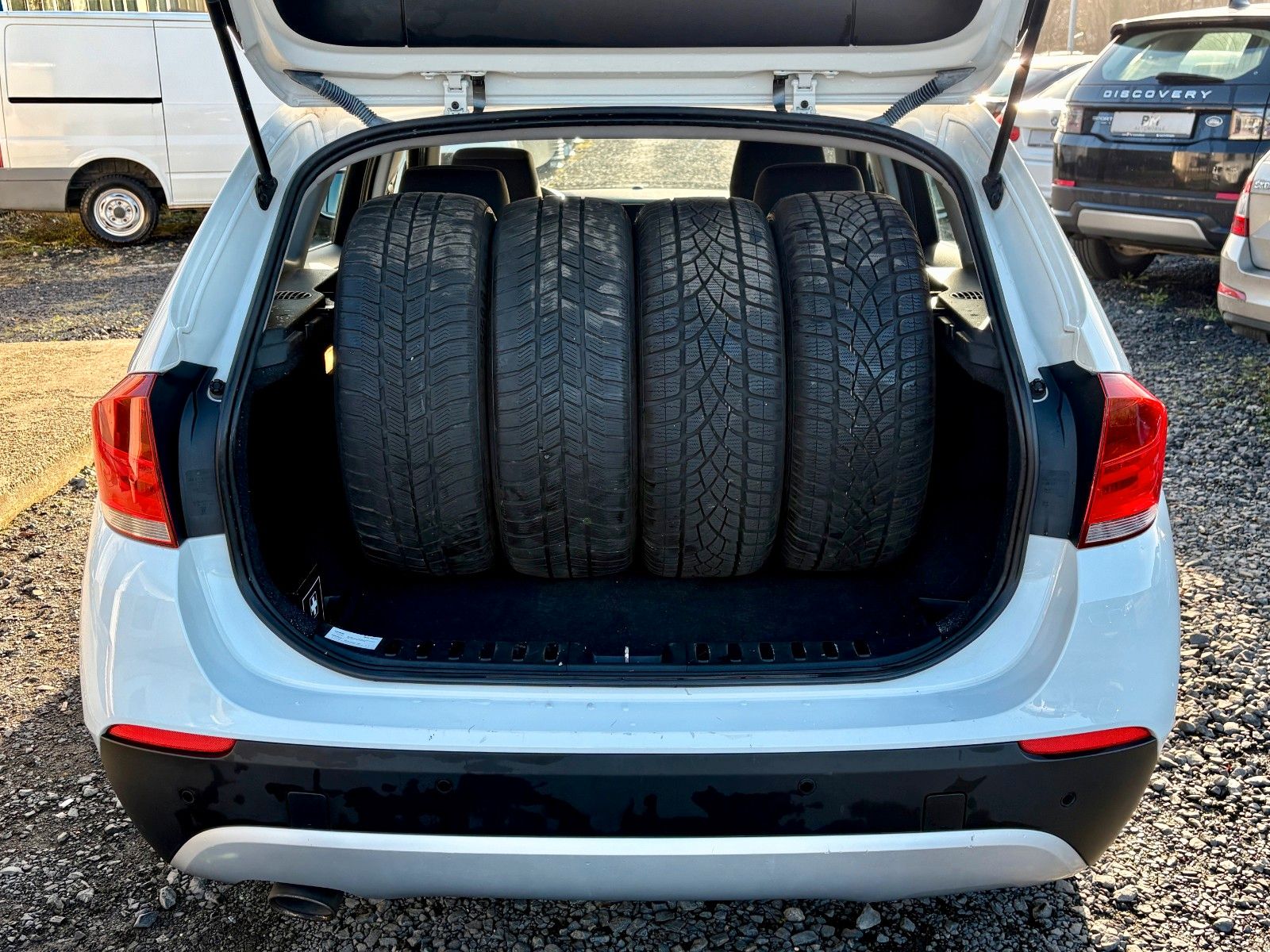 Fahrzeugabbildung BMW X1 xDrive20d xLINE Sportsitze 1.HAND SPORTFWK