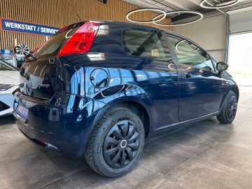 MYAUTOCENTER – Gebraucht- und Jahreswagen mit Werkstattservice in Pfaffenhofen Fiat Grande Punto 1.2 8V Dynamic *TÜV:927*