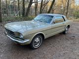 Ford Mustang V8 Coupe 1965