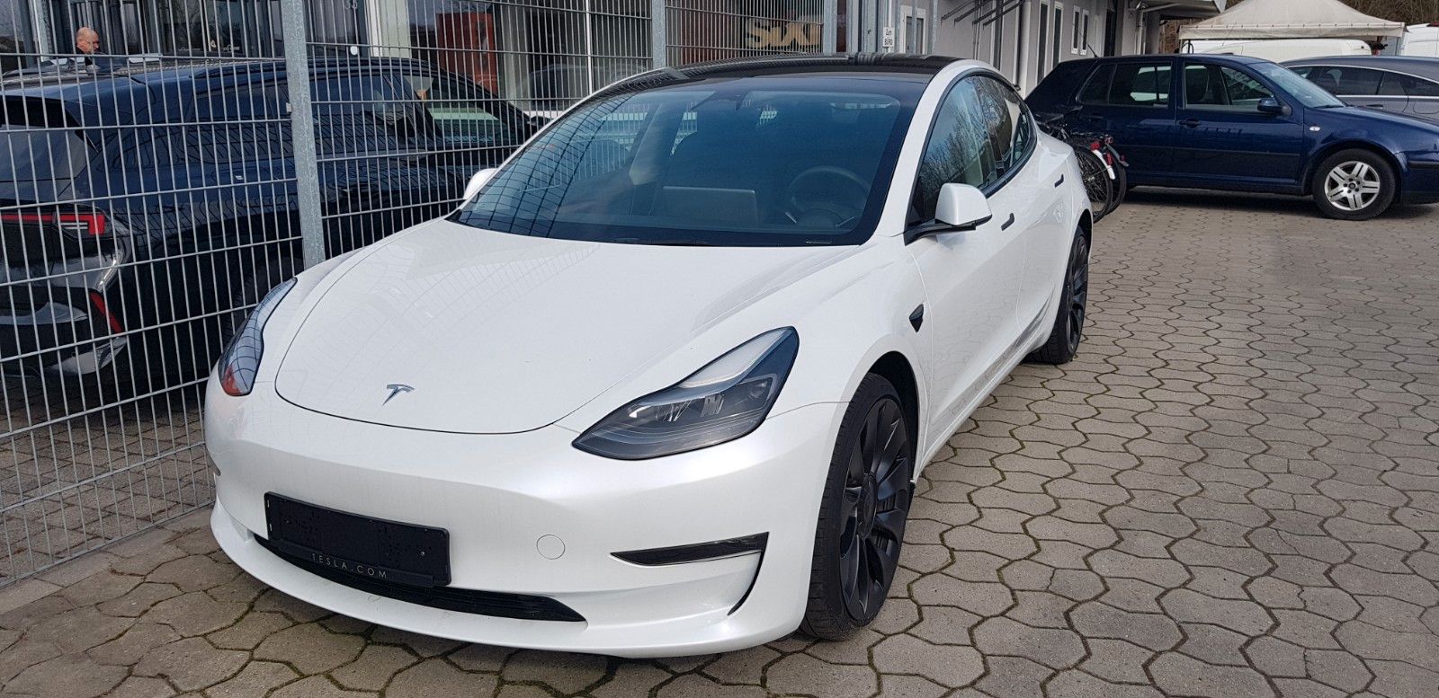 TESLA Model 3