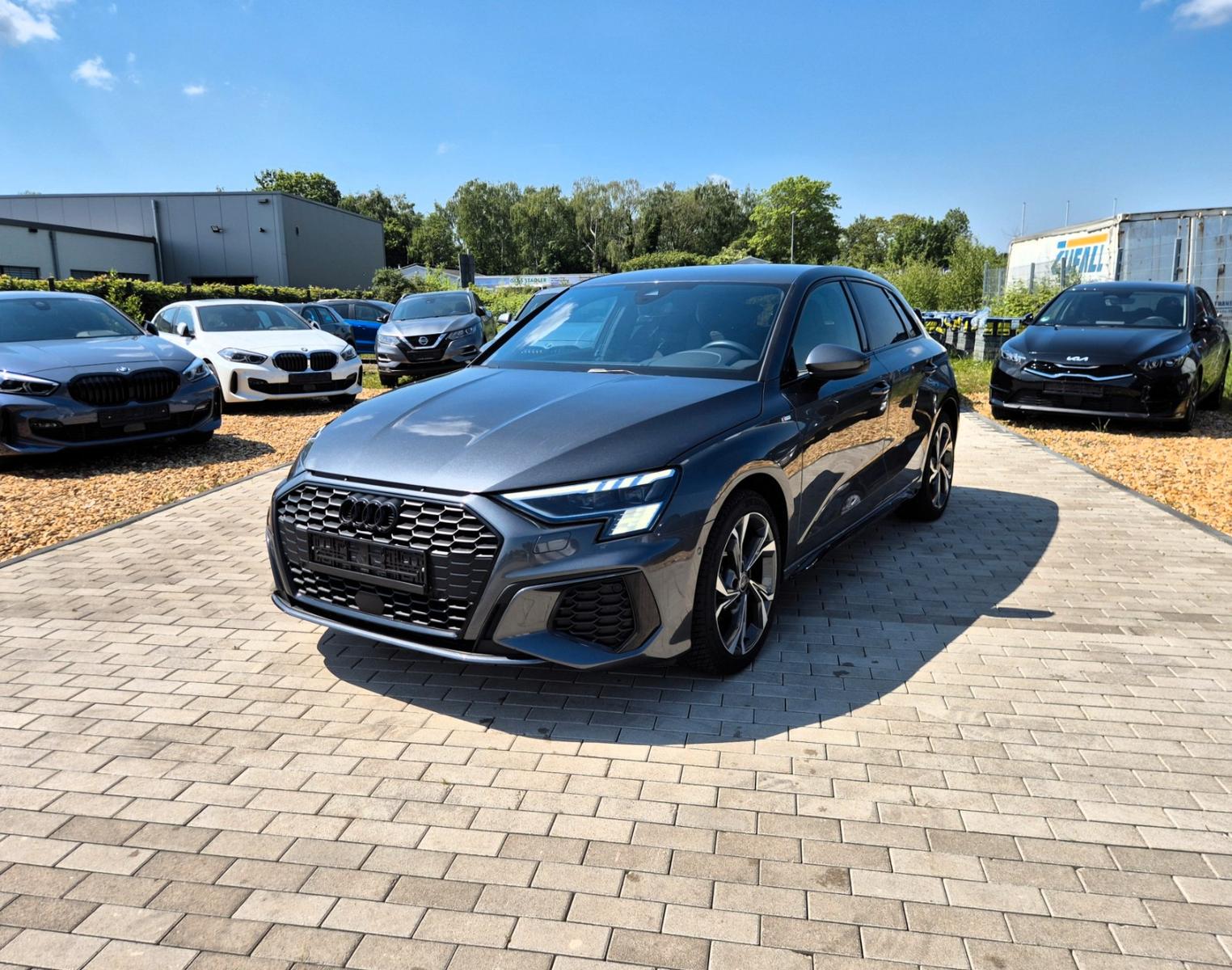 Audi A335 TFSI S tronic S line Sportback/LED-MATRIX