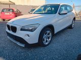 BMW X1 sDrive 18d / Automatik / PDC