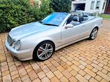 Mercedes-Benz Mercedes CLK 320 Cabrio 80000 km Garagenwa... - gebrauchte Mercedes-Benz CLK 320 aus dem Jahr 2001