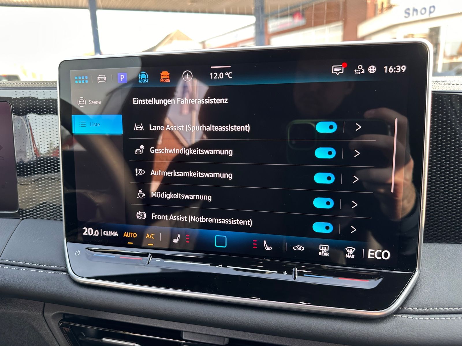 Fahrzeugabbildung Volkswagen Tiguan Life 1.5 e-Hybrid DSG ACC/APP/PDC/LED+