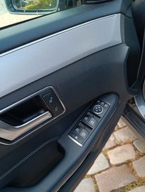Mercedes E 250 - 10