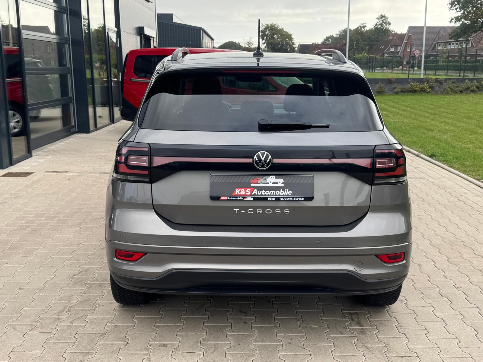 Volkswagen T-Cross 1.0 TSI DSG*R-LINE*LED*ACC*SHZ*CarPlay